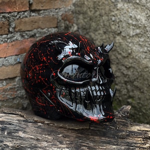 Der Splatter Blood Skull Motorradhelm Custom DOT und ECE geprüft