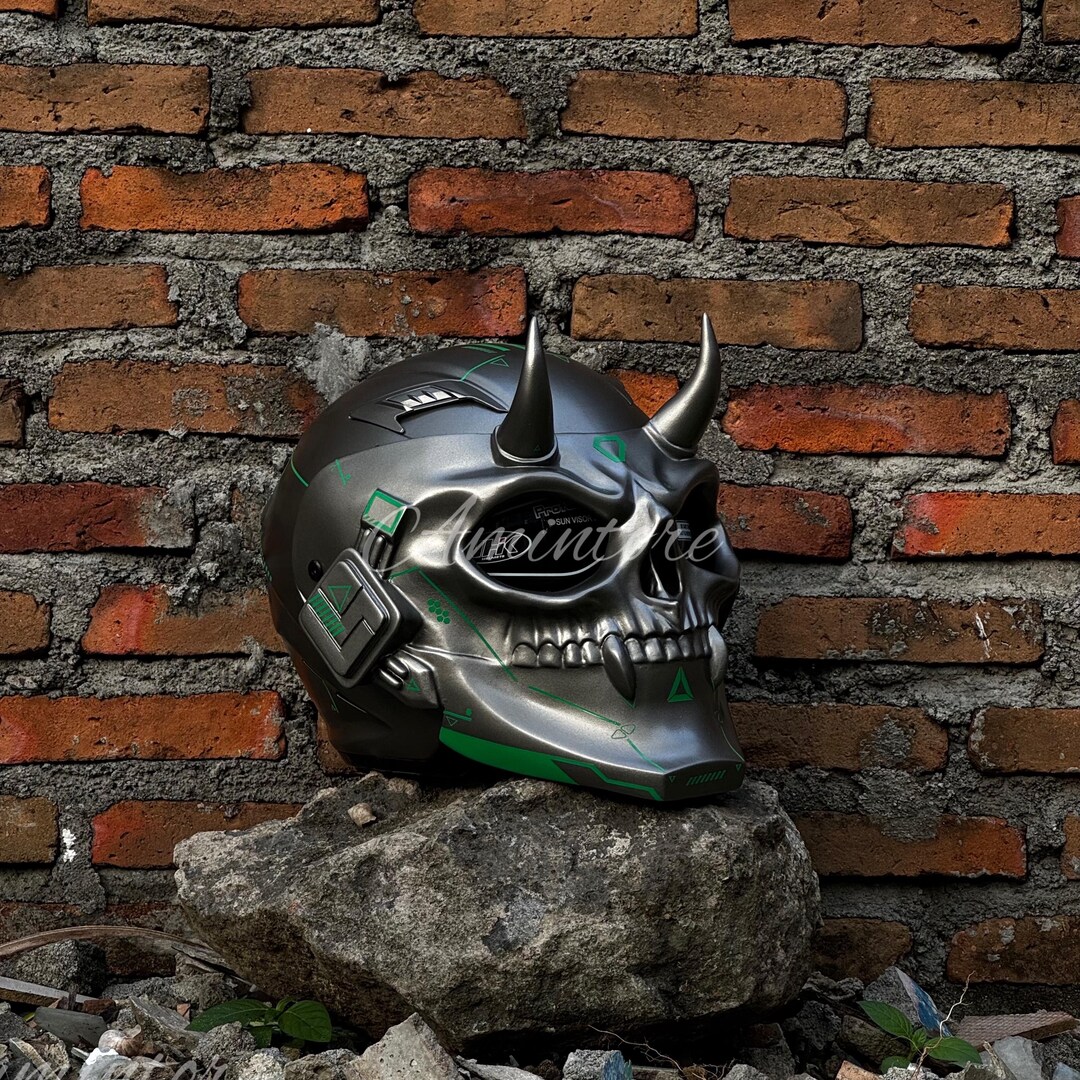 Zombie Skull Burning Skull Airbrush Helmet – Custom Airbrush