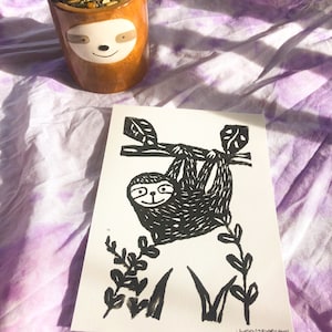 Sloth Linocut print, sloth print, linoprint cut, handmade print, sloth decor, sloth wall art, cute wall art, sloth gifts, A5 print