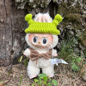 Labubu Outfit Shrek Hat and Vest, crocheted Labubu outfit, Labubu costume, Labubu gift outfit, Labubu cute outfit, Labubu accessories
