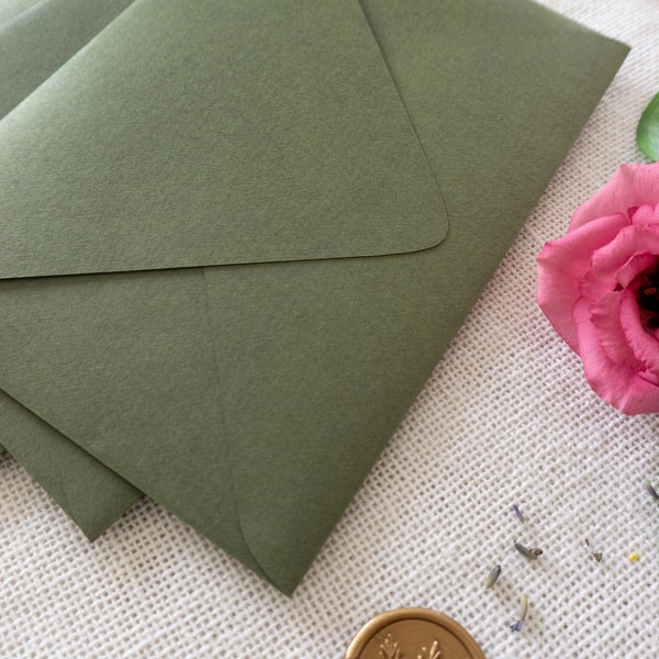 Premium Forest Green Envelopes, EuroFlap Handmade Envelopes (140gsm), A7, C6, C7 sizes, Set of 25 High Quality Textured Paper Envelopes