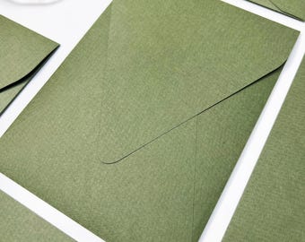 Handmade Forest Green Vertical Envelopes | 140 gsm Textured Paper, Set of 10 – Ideal for Wedding Stationery