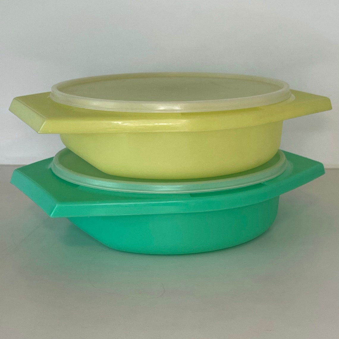 Vintage Tupperware 786 Jadeite Green or Yellow Grater Bowl Etsy
