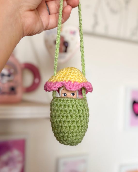 Crochet Flower Sonny Angel Holder, Crochet Flower Bag Charm, Sonny Angel Holder, Sonny Angel Tote Bag Pouch, Crochet Trinket Pouch, trinket