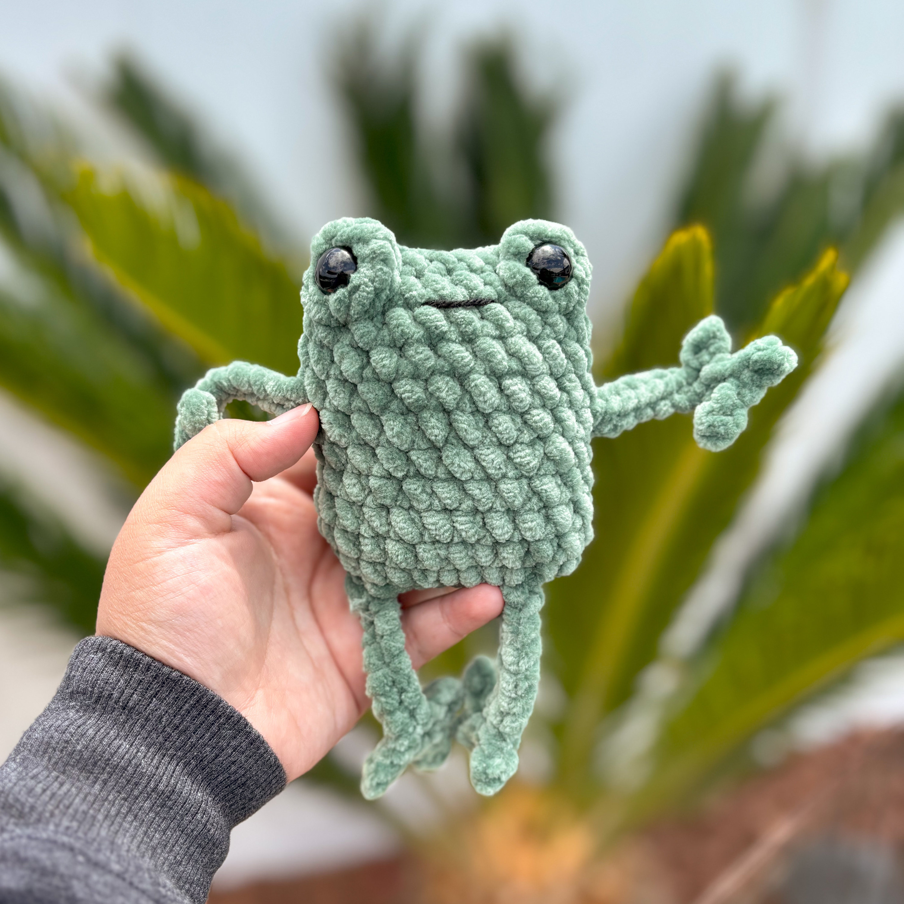 Crochet Leggy Frog Plushie, Handmade Amigurumi Plush, Cute Frog Toy ...