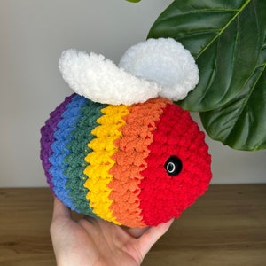 Jumbo Crochet Pride Bee Plush: LGBTQ+ Rainbow Stuffed Bee