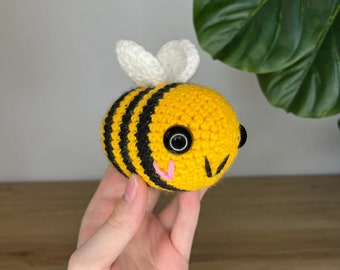 Crochet Bee Plush, Bee Plushie, Bumble Bee, Bee Stuffed Animal, Bee Toy, Bug Toy, Crochet Plush, Crochet Doll, Handmade Plush, Bee Plush Toy