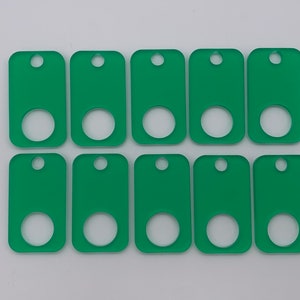Rectangular Emerald green matte acrylic thread drops