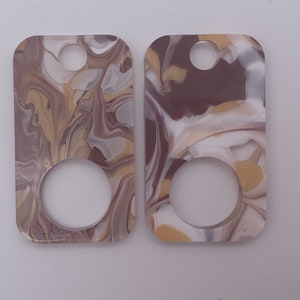 Rectangular mocha, cream, & white swirl acrylic thread drops