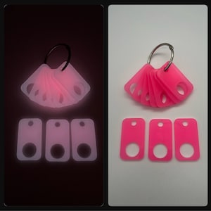 RectangularGlow-in-the-dark pink acrylic thread drops