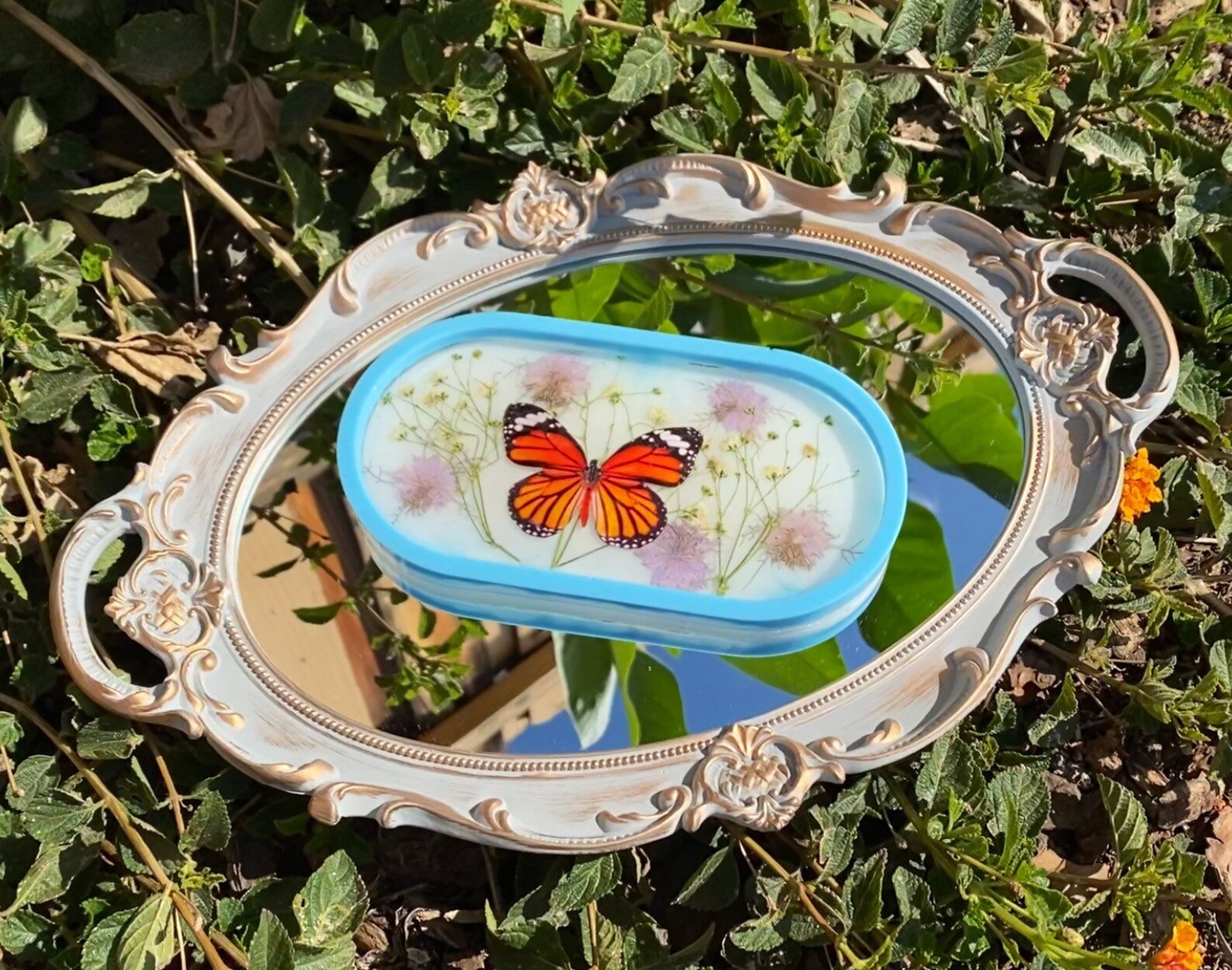 Monarch Butterfly Resin Tray Dried Flowers Cendrier ...