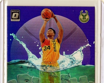 2019-20 Giannis Antetokounmpo Donruss Optic Splash Purple Prizm Card #3 GEM MINT Condition