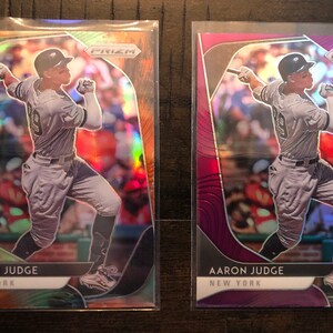 HOT PLAYER - 2019-2020 Aaron Judge Lot of (15) Carte 2020 Panini Prizm Orange & Purple Refractor, Bowman, Topps Gypsy Queen e '19 Donruss