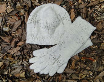 Narnia Hat and Gloves Knitting Pattern