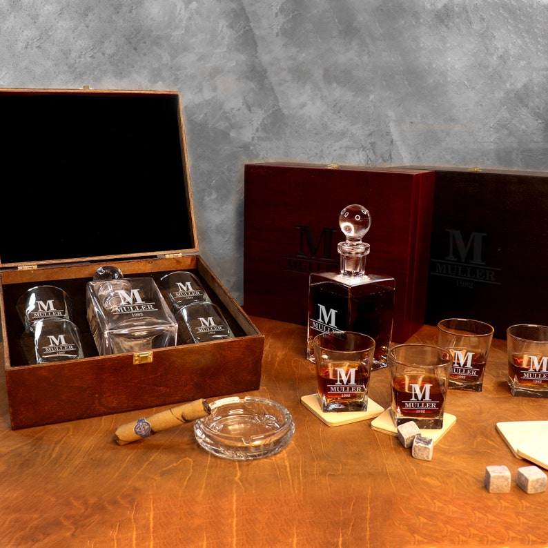 etsy.com | Gepersonaliseerde whisky karaf set met houten doos, papa cadeau, gegraveerde karaf sets met Scotch, Valentijnsdag, vriend geschenken