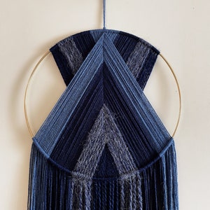 Dark Blue, Navy Hoop Yarn Wall Hanging / Macrame Wall Hanging / Modern Boho Decor / Nursery Decor