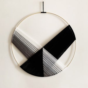 Modern Black Gray and White Yarn Hoop Wall Hanging / Macrame Wall Hanging / Dorm and Nursery Decor