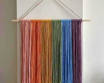 Pastel Rainbow Shades Yarn Wall Hanging / Macrame Wall Hanging / Yarn Hanging on Rod