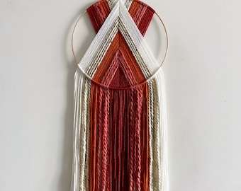 Red Orange and White Yarn Hoop Wall Hanging / Modern Boho Decor / Macrame Wall Hanging / Nursery Decor