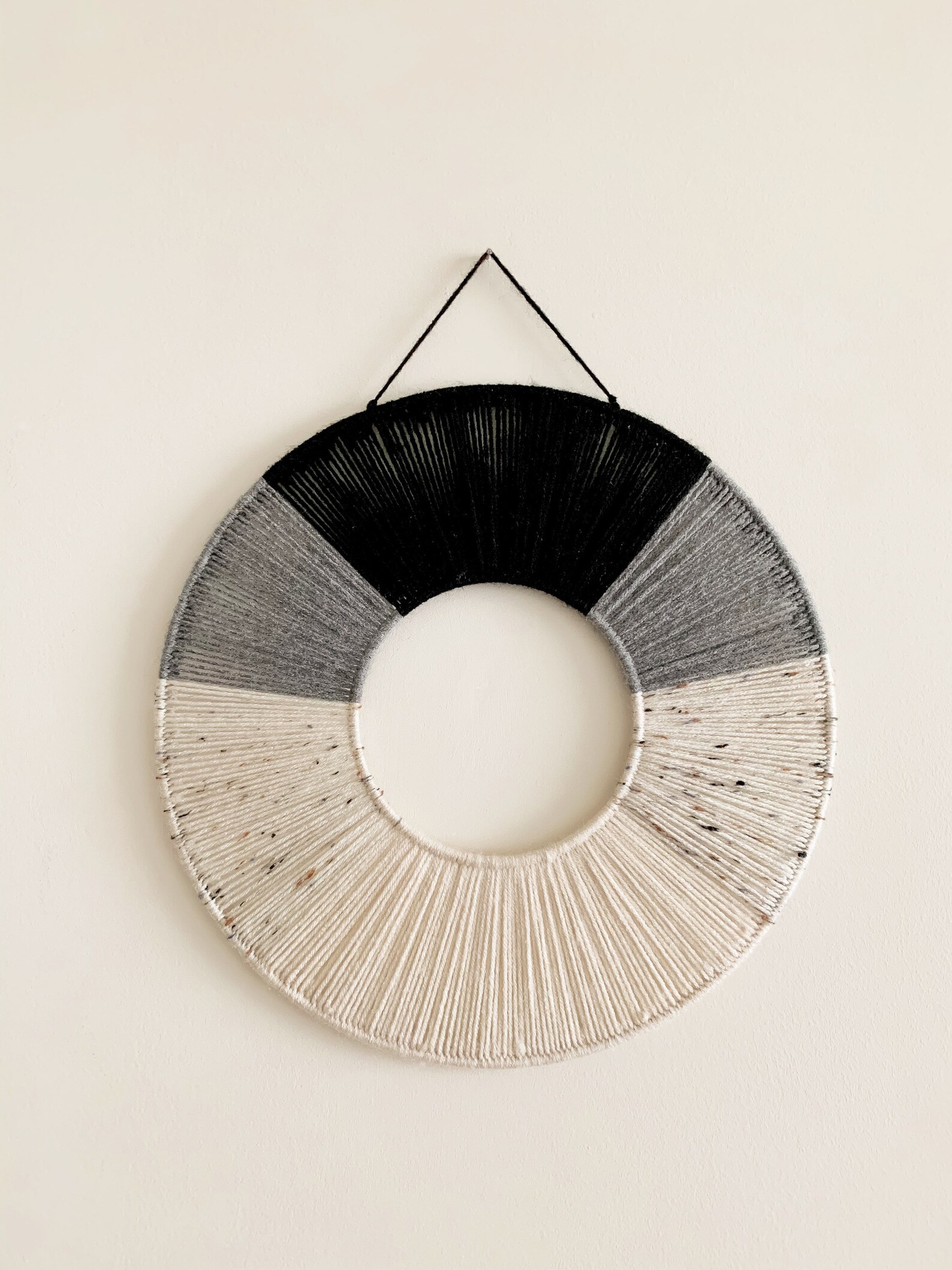 Modern Circular Yarn Wall Hanging / Macrame Wall Hanging Etsy