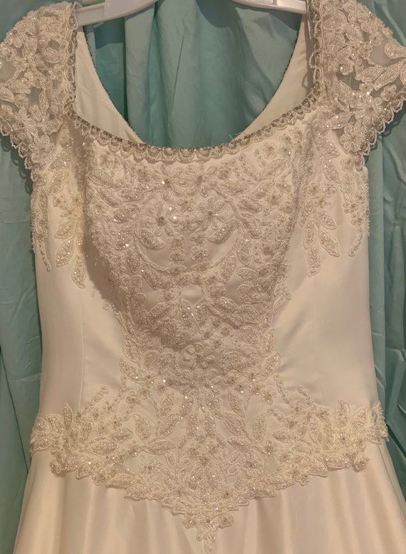 Ivory Wedding Gown