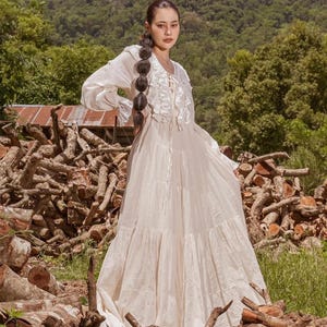 NEW---NO.321 Women's Butterfly Sleeve Square Neck Tiered NEW---NO.321 Women's Butterfly Sleeve Square Neck Tiered
