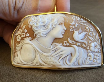 Antique Cameo pendant