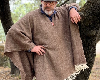 Premium 100% Merino Wool Poncho - Loomed artisanally in Spain, a handmade garment for winter, bushcraft, camping or a special gift for all