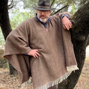 Premium 100% Merino Wool Poncho - Loomed artisanally in Spain, a handmade garment for winter, bushcraft, camping or a special gift for all
