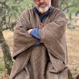 Premium 100% Merino Wool Poncho Loomed artisanally in Spain, a handmade garment for winter, bushcraft, camping or a special gift for all image 4