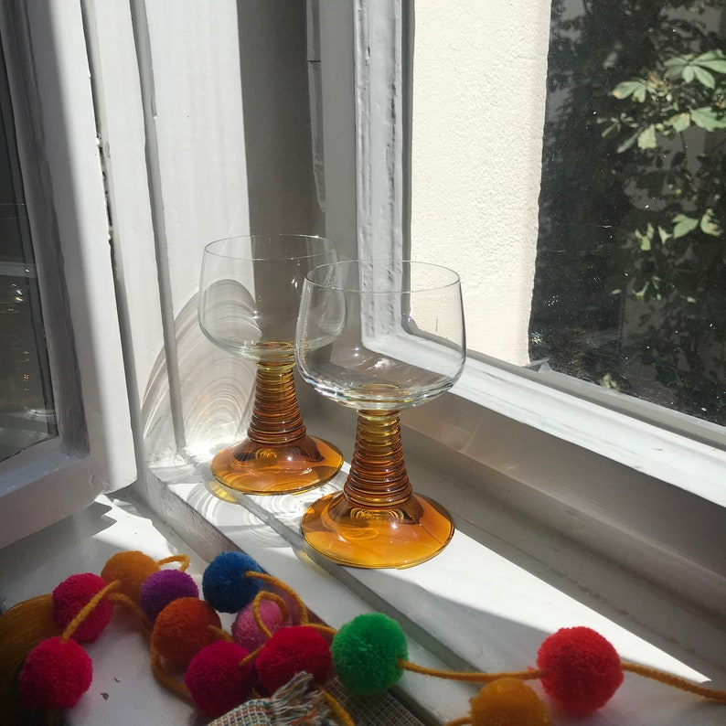 wine glasses with amber beehive stems