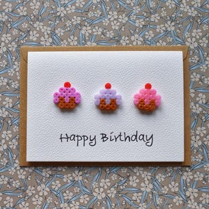 Geburtstagskarte Cupcake/ Kinder/ Überraschung/ Bügelperlen/ Unikat