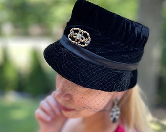 1950s black velvet netted hat