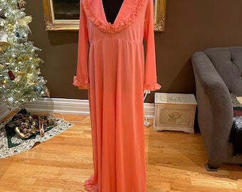 1960s nightgown robe dressing gown