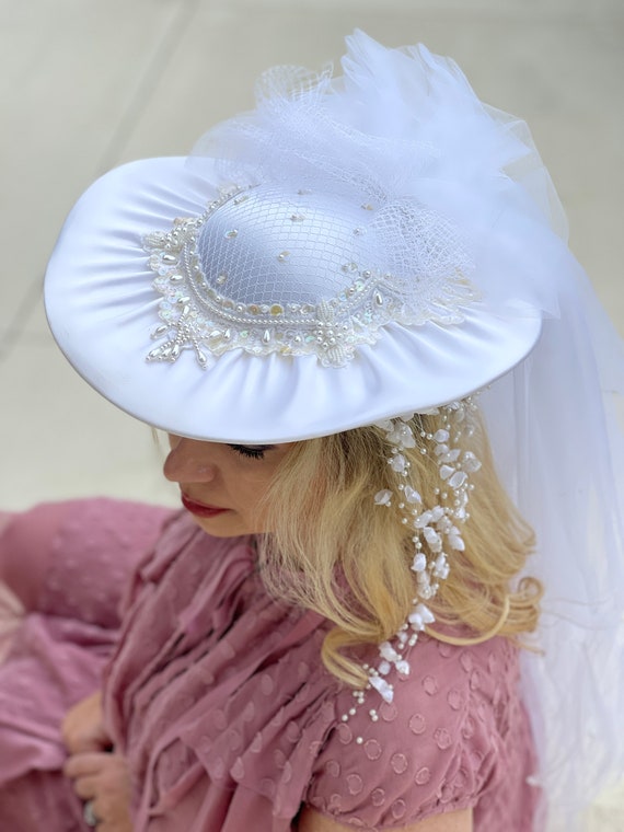 1980’s Victorian bridal hat veil - image 2
