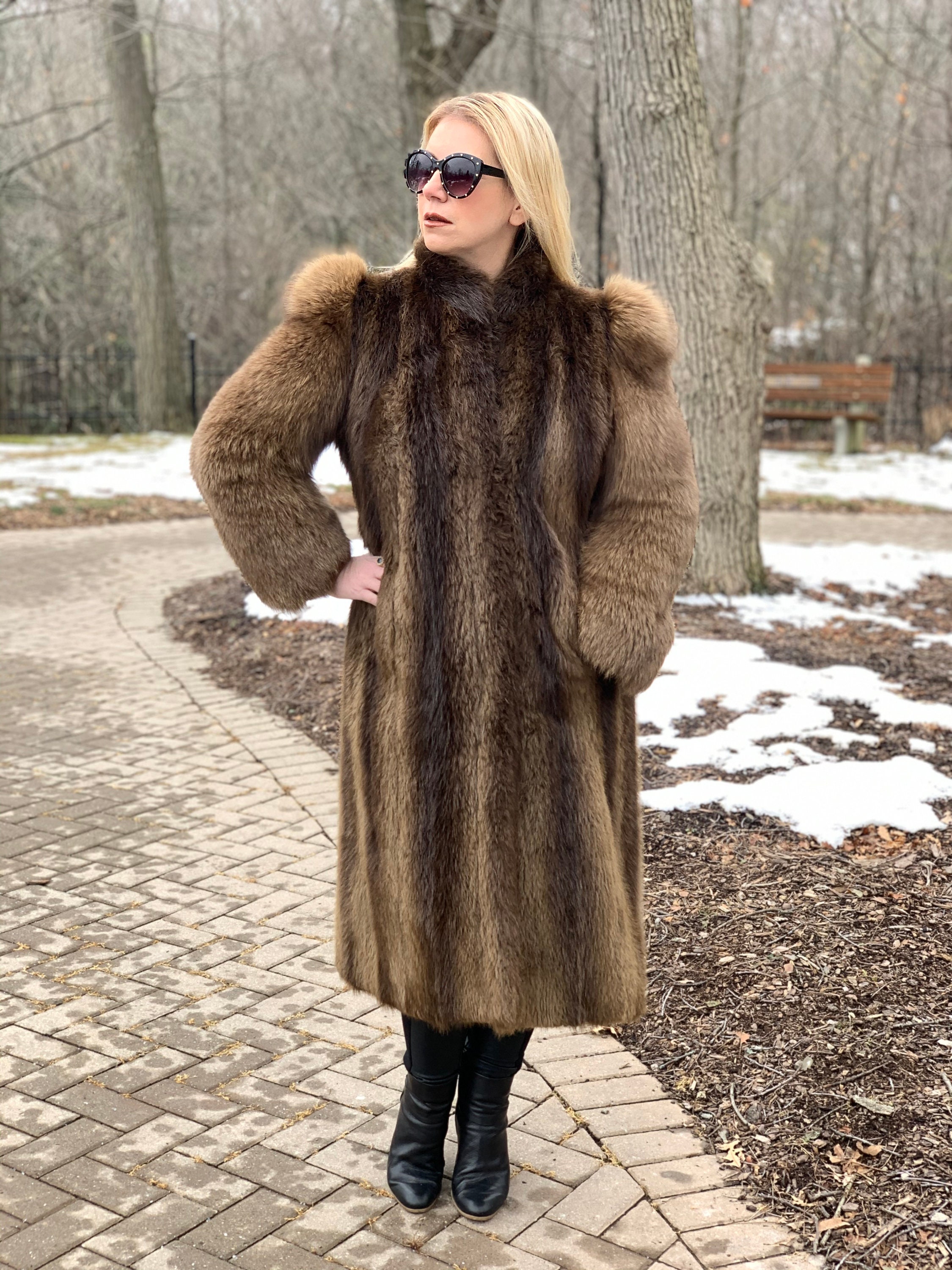 Beaver Fur Coat for sale Only 3 left at 70