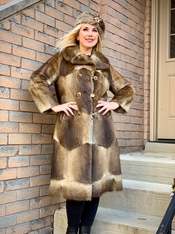 fur coat & hat vintage 1970s