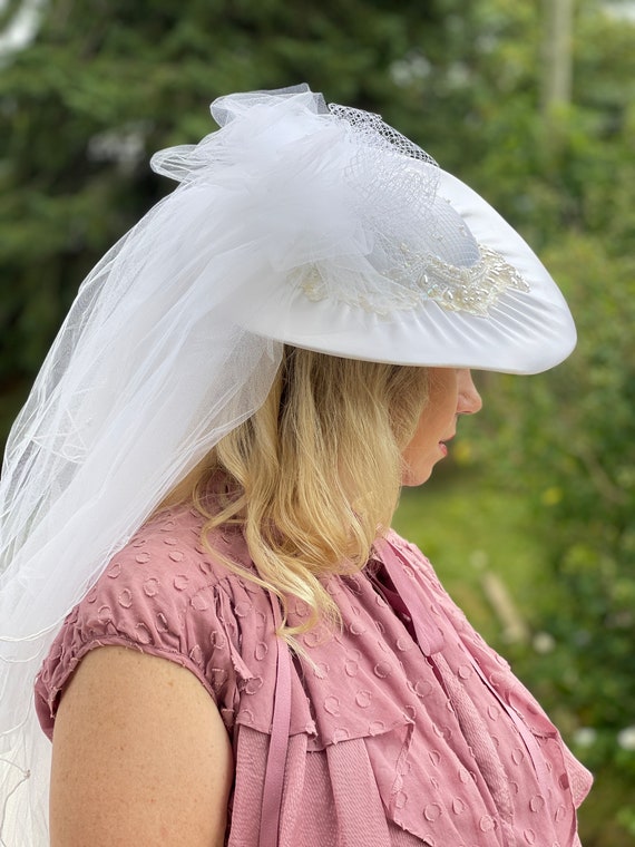 1980’s Victorian bridal hat veil - image 9
