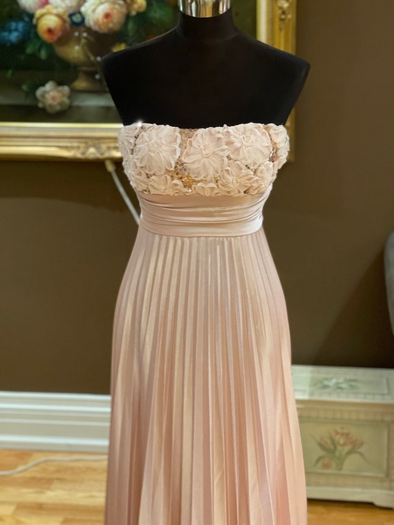 90s does 40s prom dress - image 5