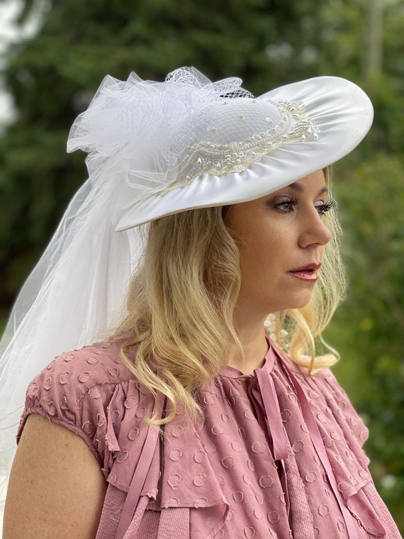 1980’s Victorian bridal hat veil - image 8