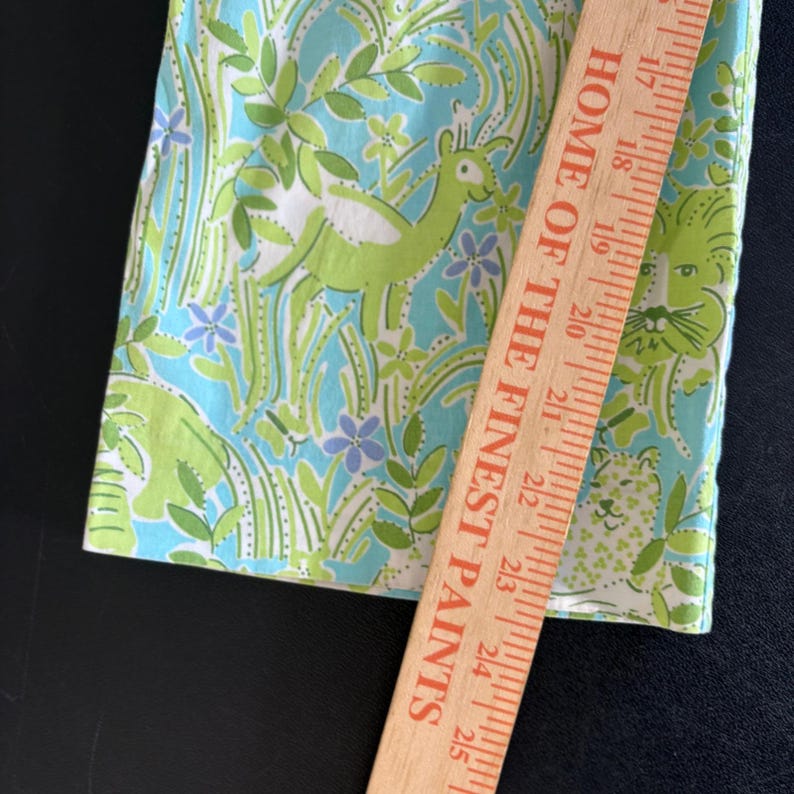 Vintage 90s Lilly Pulitzer Jungle Animals Print Cropped Pants Size 4 Blue Green image 14