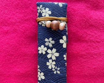 Single Pen Kimono Case with Soft Luxurious Satin Interior