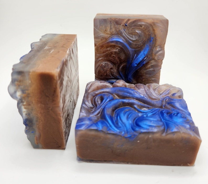 Sea Moss Collagen Soap, Face and Body Soap Bar, Seaweed Soap, Tropical Scented Soap image 2