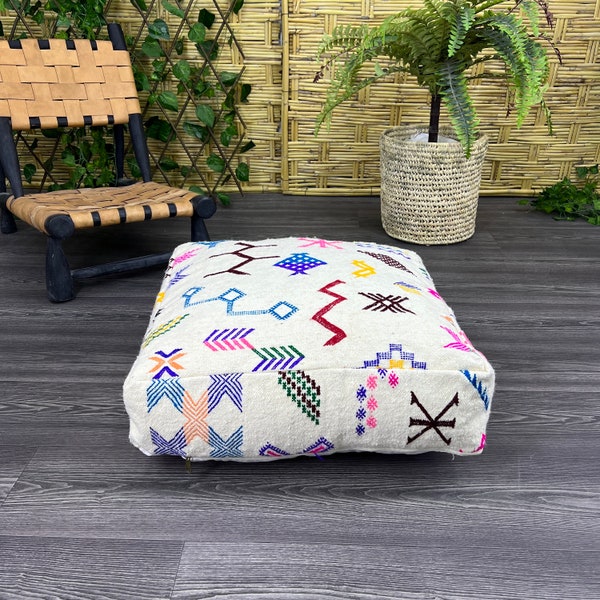 Moroccan Kilim Pouf - Large  floor cushion seating - Morocco Ottoman, Outdoor Pouf - Yoga Meditation Cushion - Boho Throw Pillow.