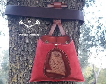 Falconry Pouch, Owl, Pouch, Owl Pouch, Excellent Italian Leather, Customizable Hand Engraved Gift
