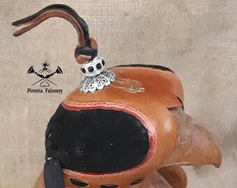Falconry hood, Hawks and falcons, Arabian hood, Excellent Italian leather, Handmade in Italy, Accessories for falconry