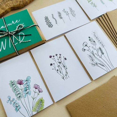 Pack of 10 Botanical Note Cards + Recycled Envelopes Featuring 5 Different Wildflower and Eucalyptus Designs - Blank Inside For Your Message