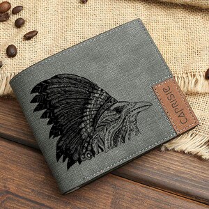 Carteira com design tribal de corvo para homens e mulheres | Carteira com ornamento tribal oriental | Carteira personalizada com o pássaro corvo Corvus para amantes da natureza | Ideia para presente