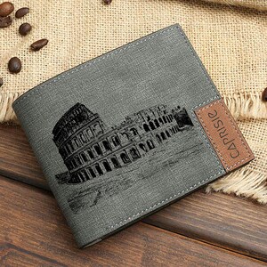 Cartera personalizada del majestuoso Coliseo de Roma / Cartera para hombre y mujer, ideal para entusiastas de la historia / Idea de regalo de viaje personalizada