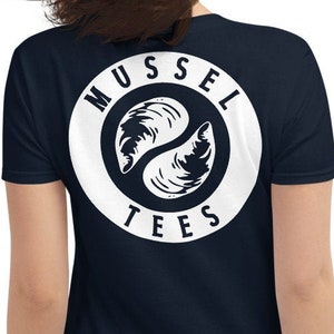 Women&#39;s Mussel Tees Logo T-Shirt, Martha&#39;s Vineyard T-Shirt, Mussel Shell T-Shirt, Beach T-Shirt, Seashell T-Shirt, Cute T-Shirt, Fun Tee